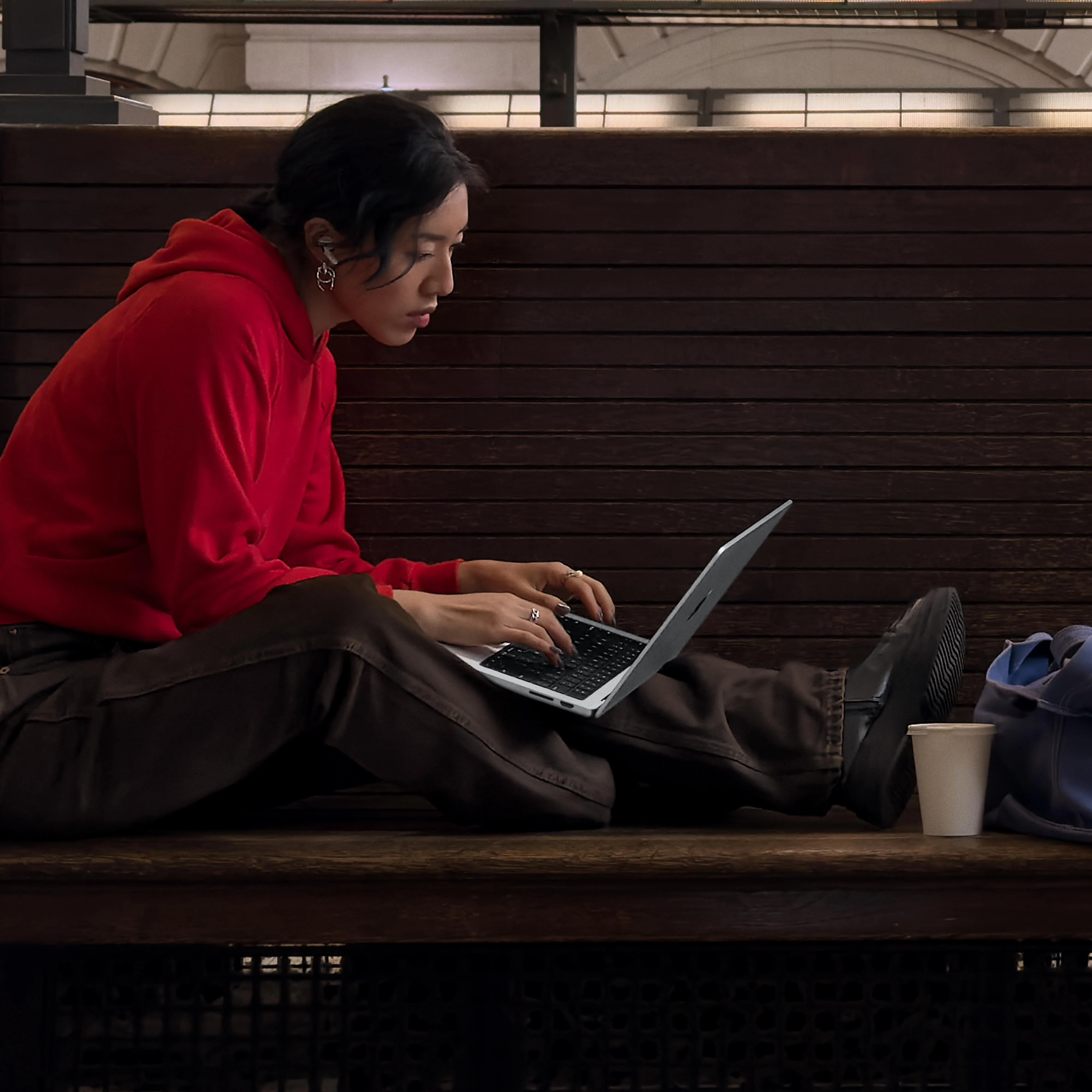 14-inch MacBook Pro: Apple M3 chip with 8?core CPU and 10?core GPU, 512GB SSD - Space Grey - Image 8