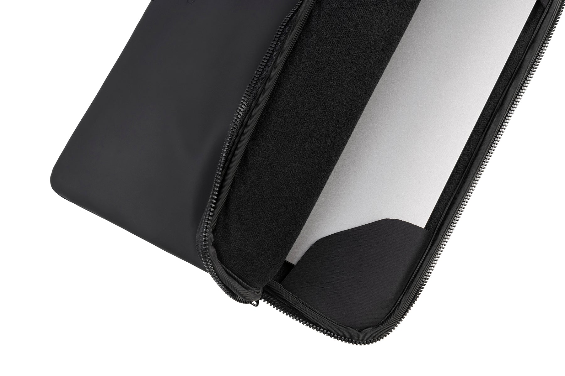 Tucano Gommo Sleeve 13"/14" - Black - Image 3