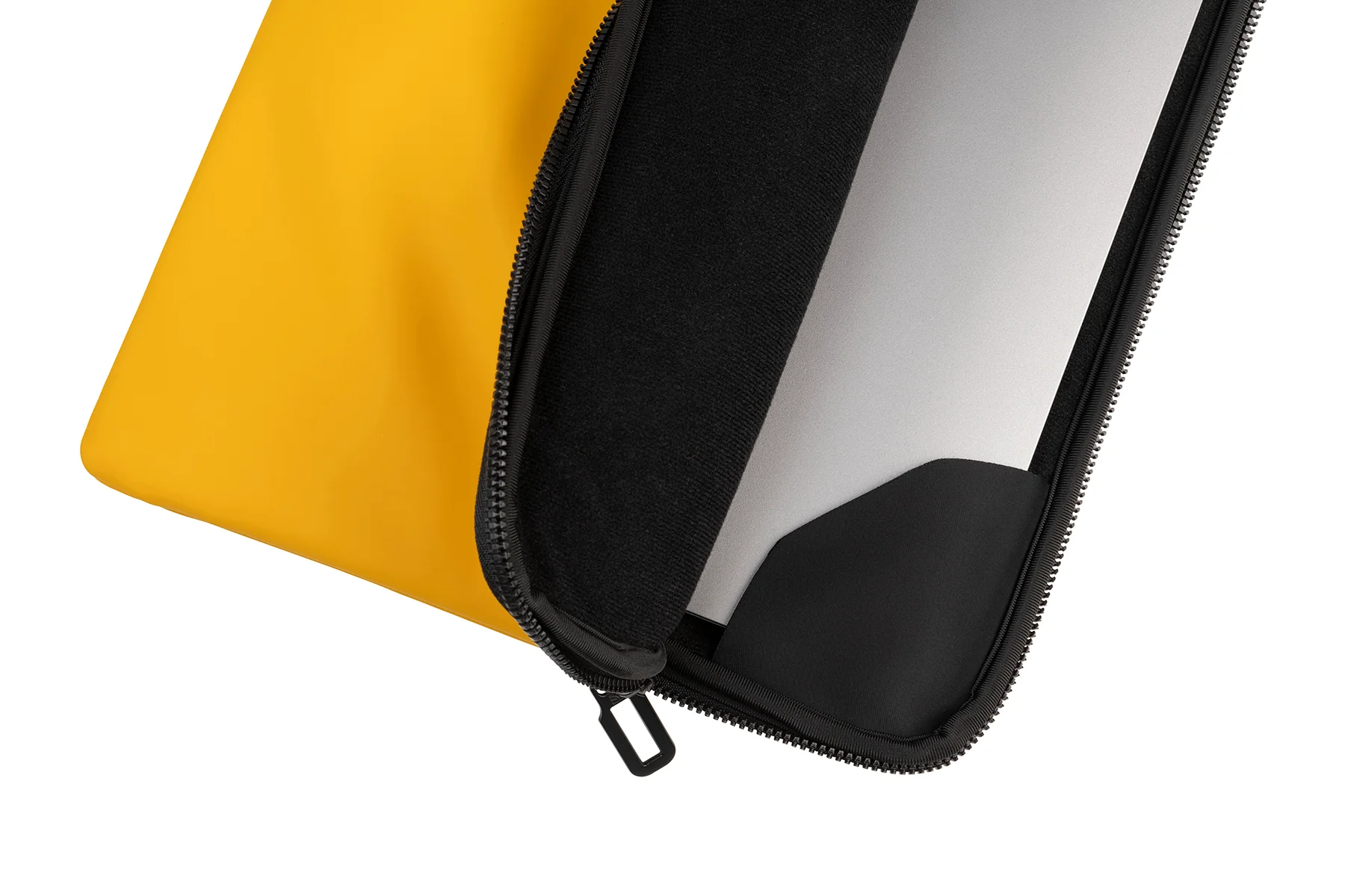 Tucano Gommo Sleeve 15"/16" - Yellow - Image 3
